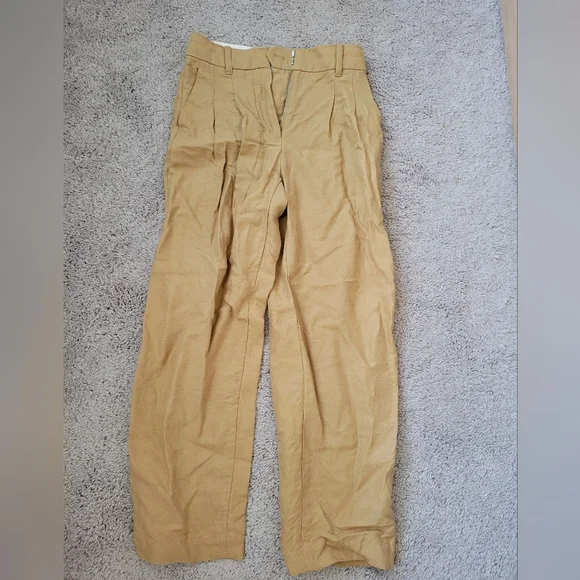 Aritzia linen carrot pants - Picture 5 of 6